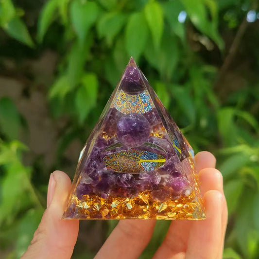 🔮Enigmatic Natural Crystal Pyramid Ornament